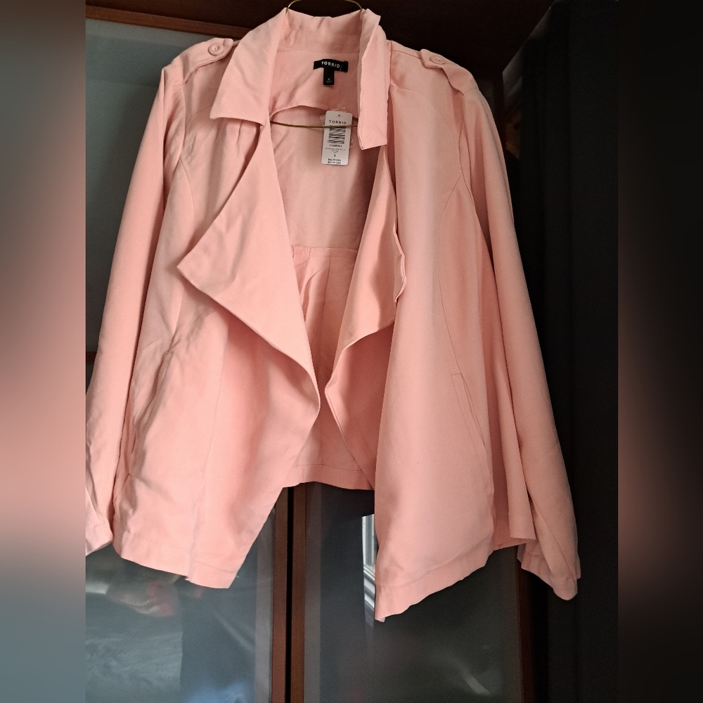 Torrid Blazer Soft Pink Plus size 5